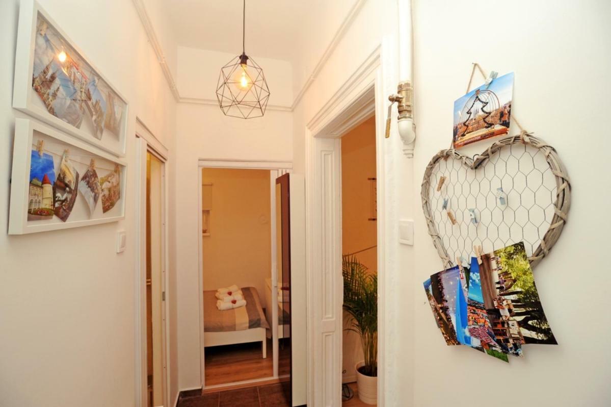Garden Town Appartement Zagreb Buitenkant foto