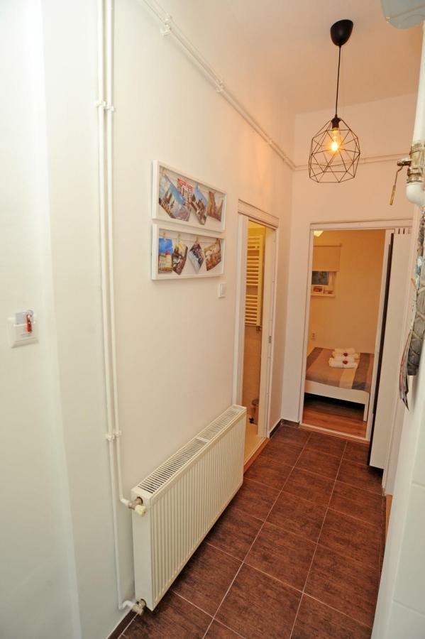 Garden Town Appartement Zagreb Buitenkant foto